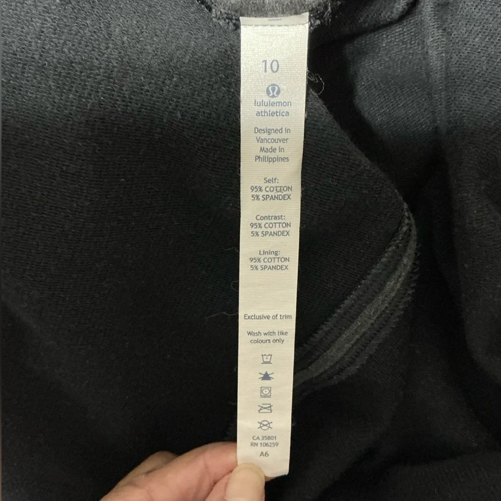 Lululemon Stress Less Funnel Hoodie Grey Thumbhole Sweatshirt Size 10